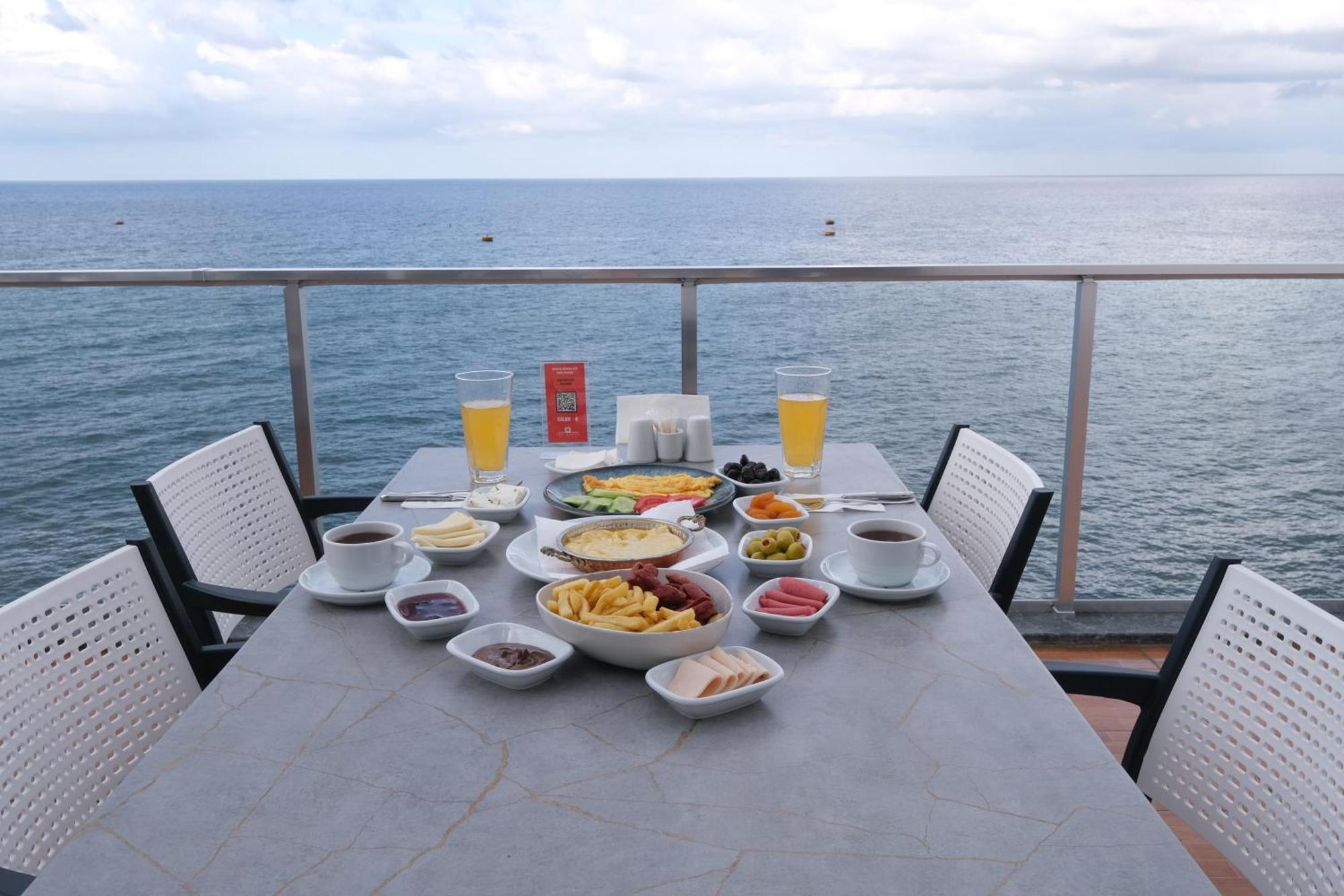 The Marine Hotel Trabzon Extérieur photo